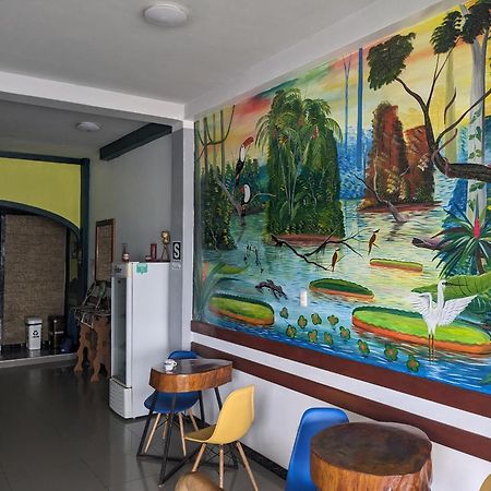 Amazon Dream Hostel With Ac And Starlink Iquitos Eksteriør bilde