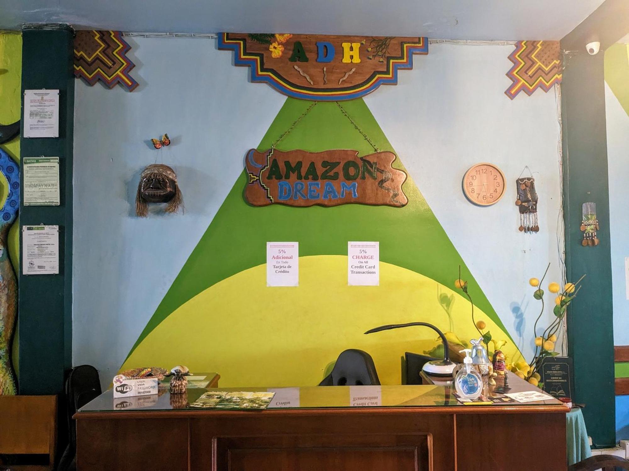 Amazon Dream Hostel With Ac And Starlink Iquitos Eksteriør bilde