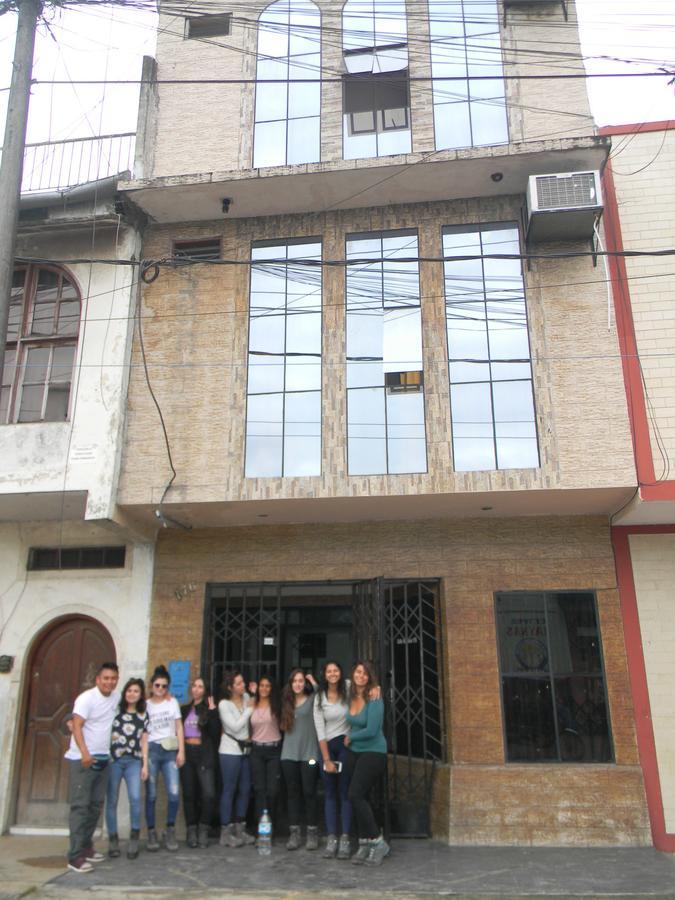 Amazon Dream Hostel With Ac And Starlink Iquitos Eksteriør bilde