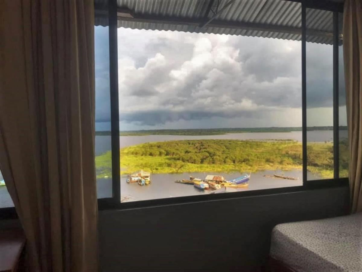 Amazon Dream Hostel With Ac And Starlink Iquitos Eksteriør bilde